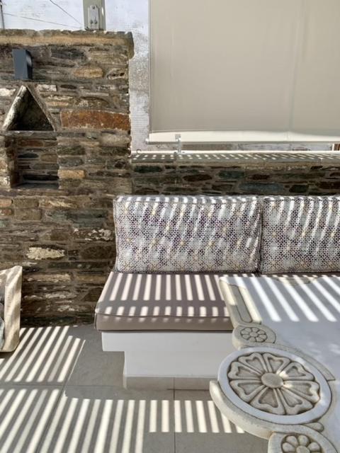 Serenity Living Platia, Tinos Exteriör bild