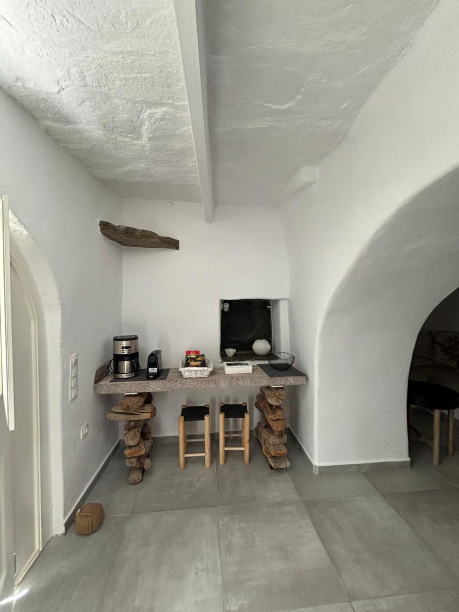 Serenity Living Platia, Tinos Exteriör bild
