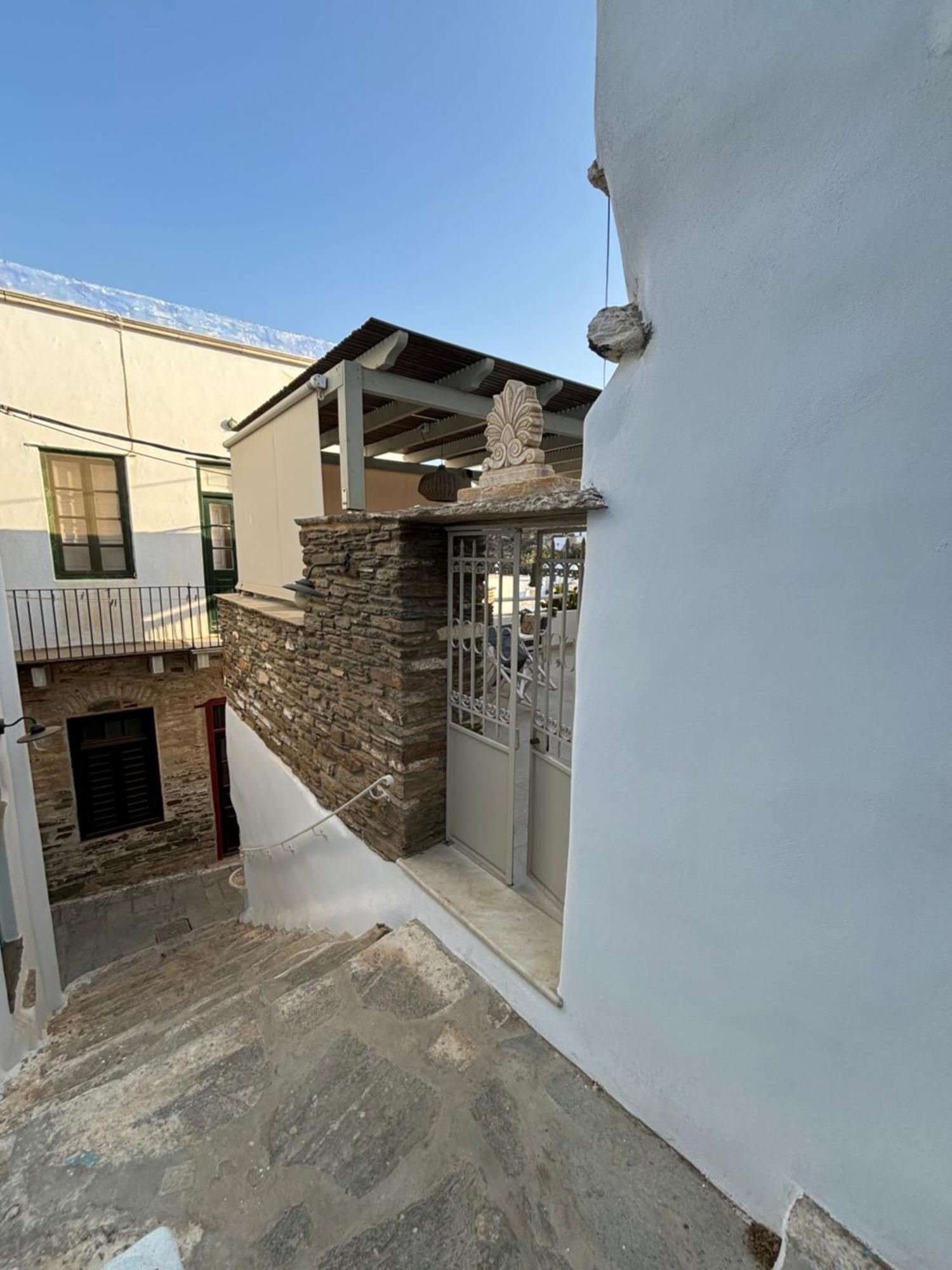 Serenity Living Platia, Tinos Exteriör bild
