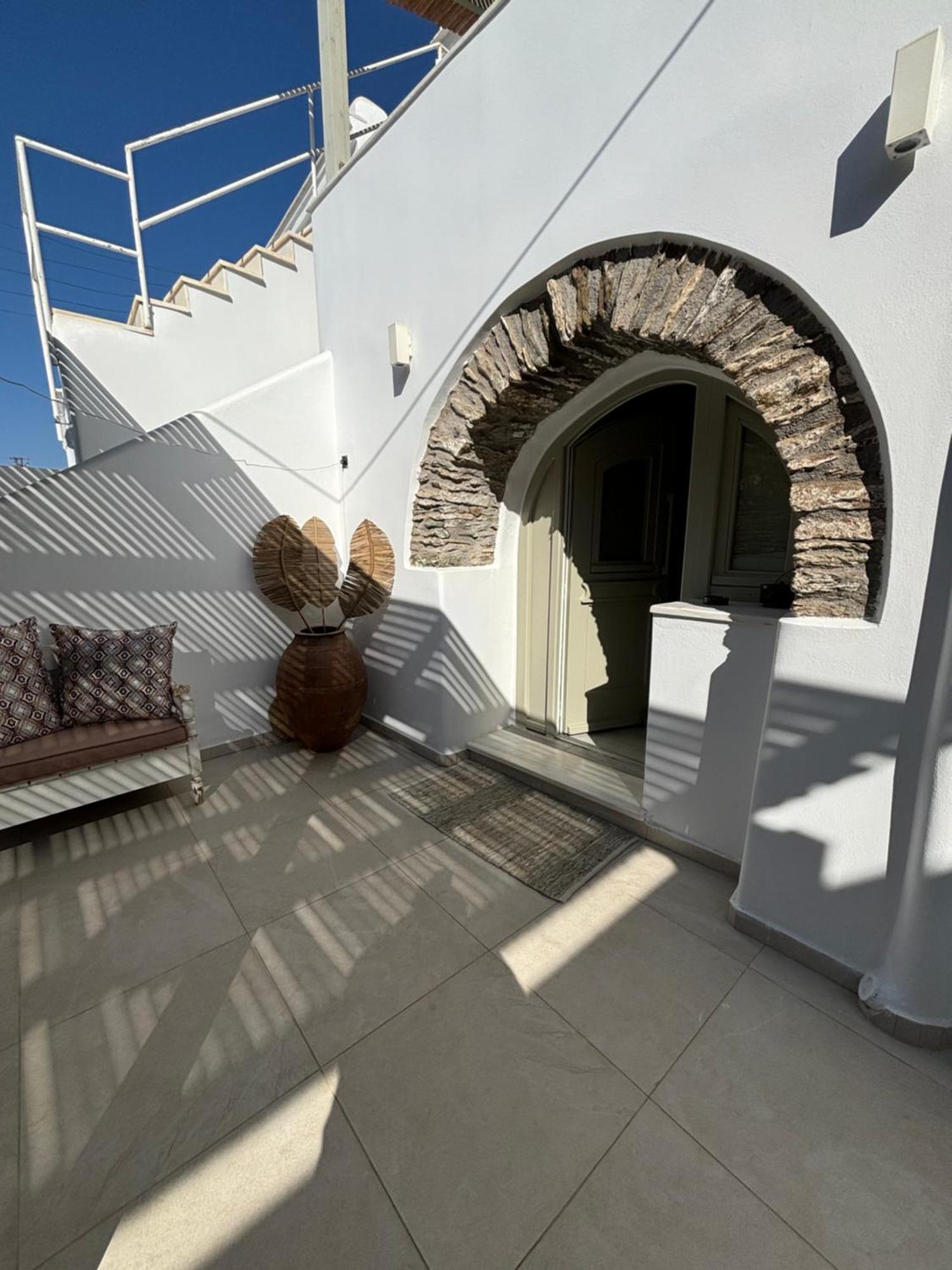 Serenity Living Platia, Tinos Exteriör bild